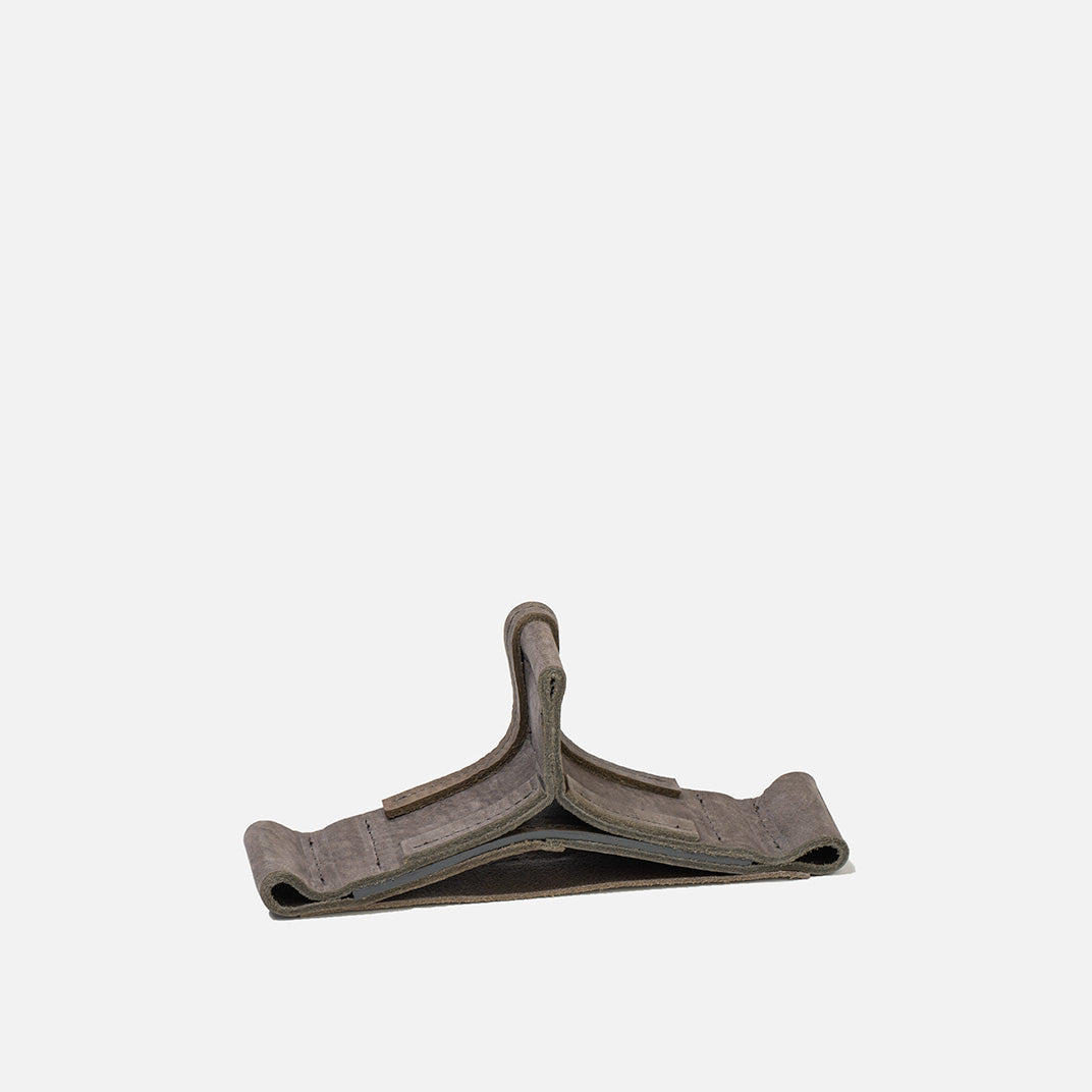 Leather Stand for AirPods Max-6